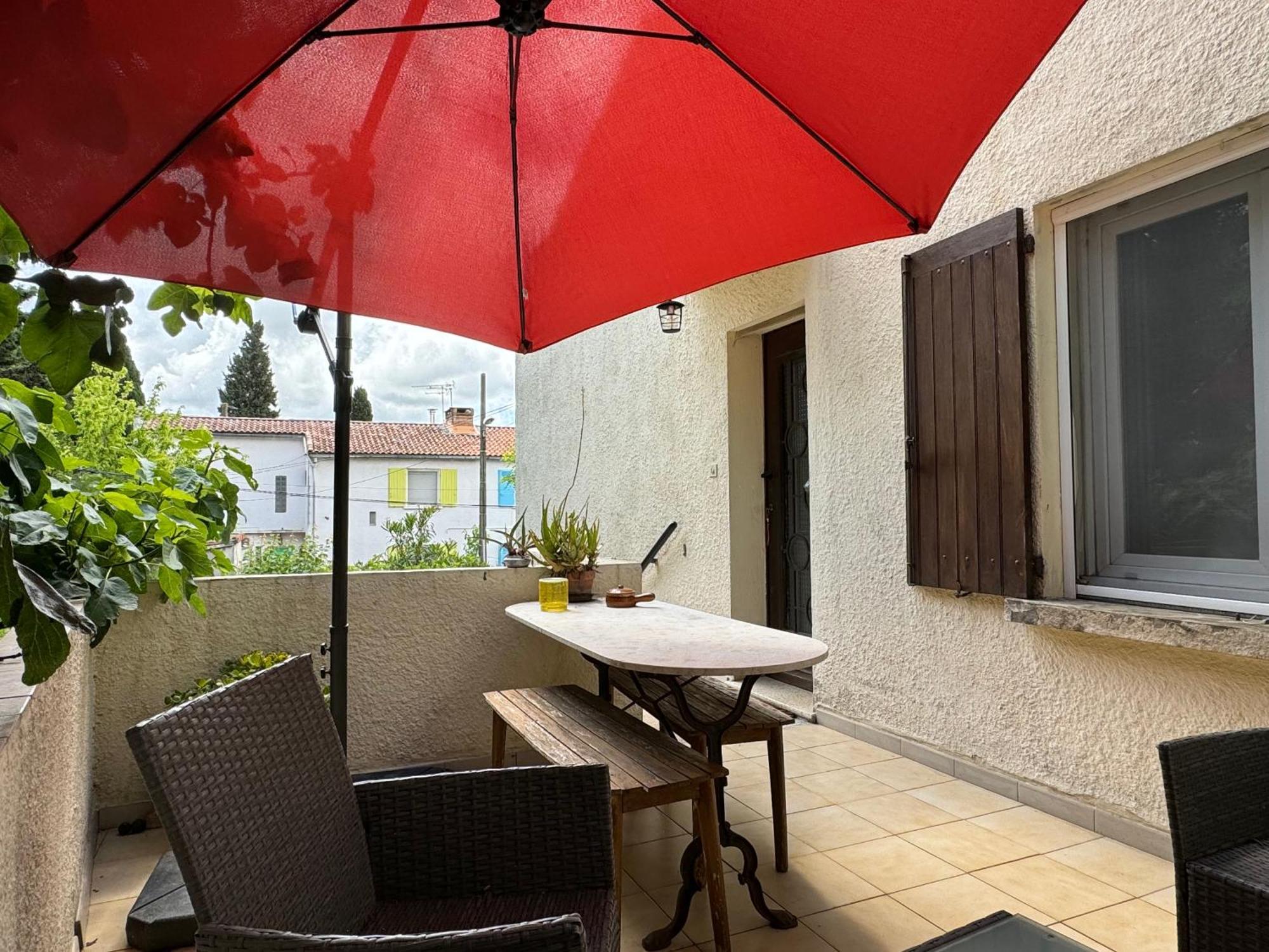 En Ville Avec Un Air De Campagne Arles Exteriér fotografie
